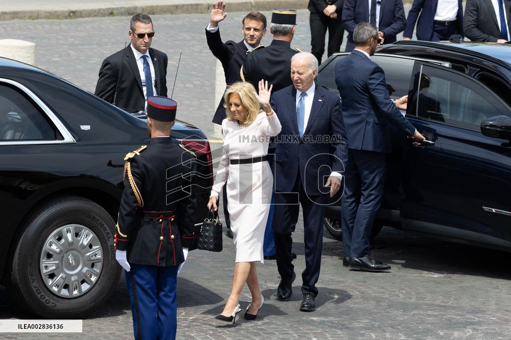 Joe Biden takes part in a Ceremony at the Arc de Triomphe - Paris