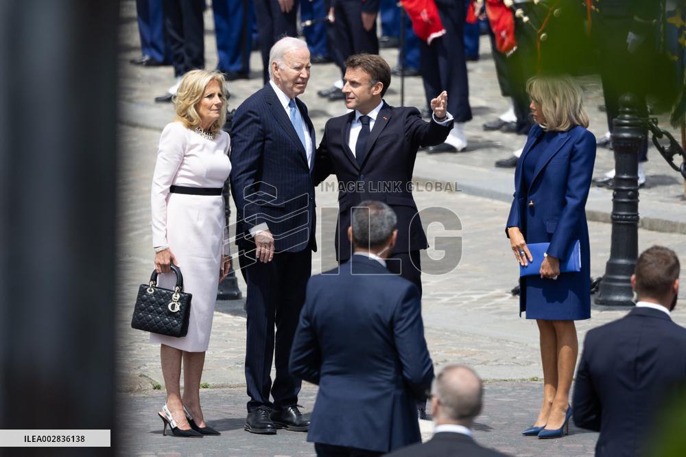 Joe Biden takes part in a Ceremony at the Arc de Triomphe - Paris