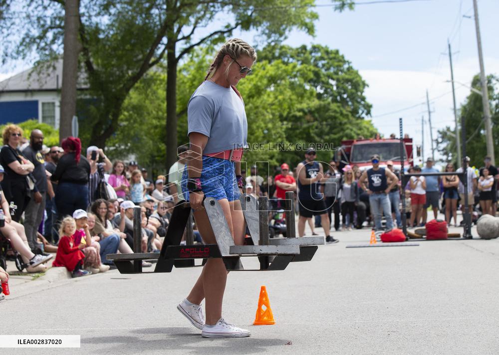 (SP)CANADA-DUNNVILLE-STRONGMAN AND STRONGWOMAN COMPETITION