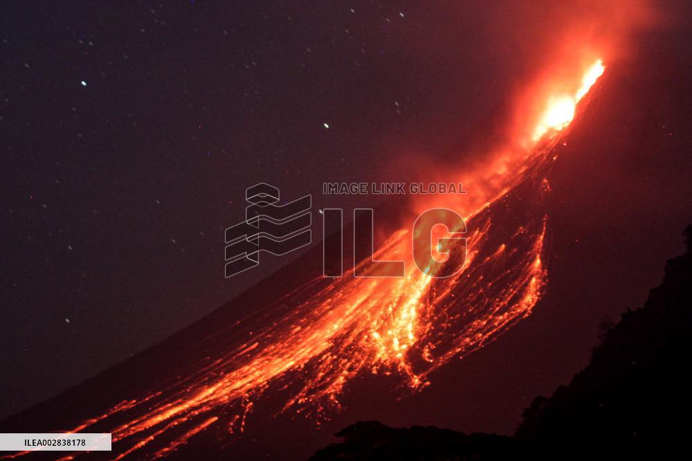 INDONESIA-YOGYAKARTA-MOUNT MERAPI-ERUPTION