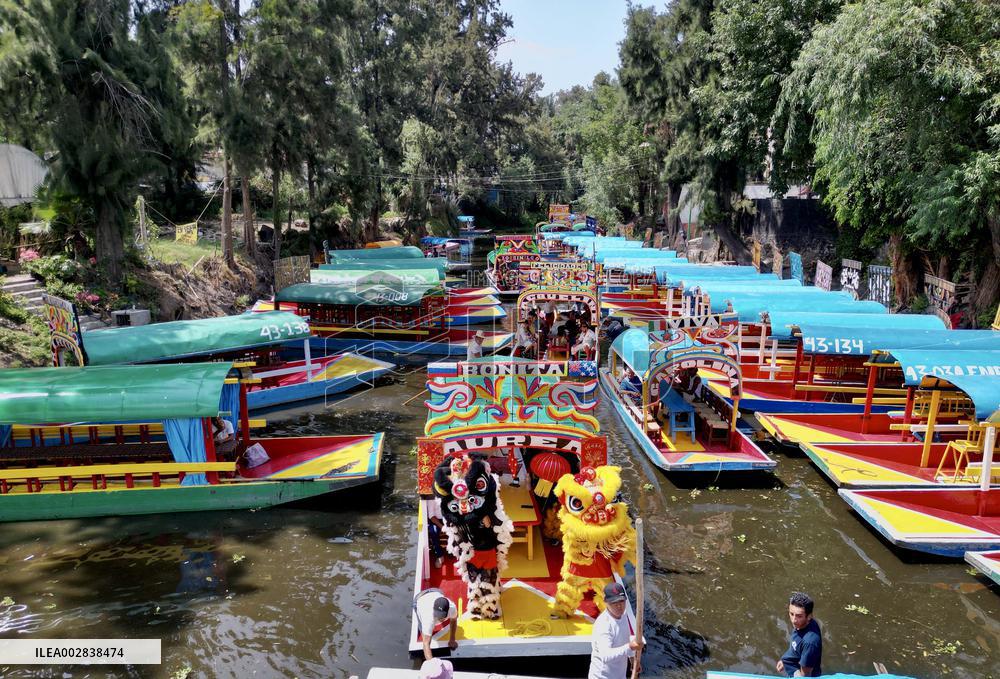 MEXICO-MEXICO CITY-DRAGON BOAT FESTIVAL-CELEBRATION