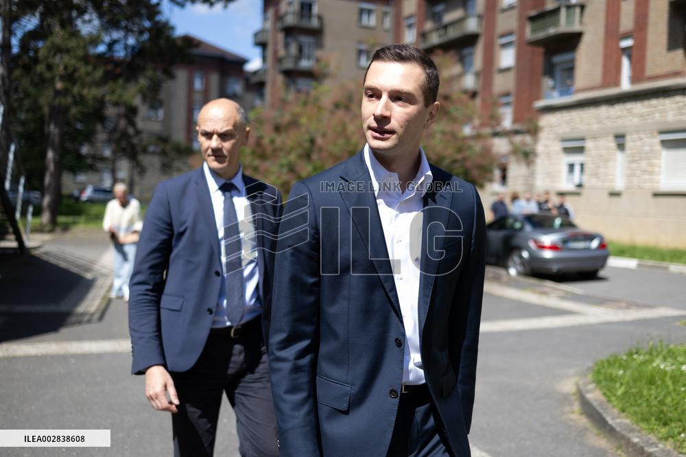 Jordan Bardella votes for the European Parliament election - Garches
