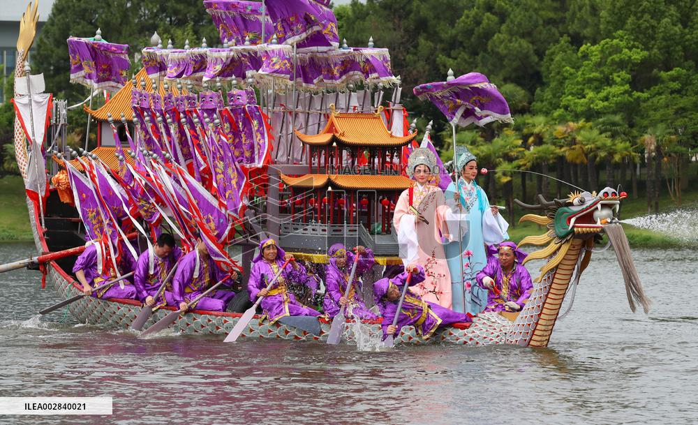CHINA-SHANGHAI-LUODIAN DRAGON BOATING CUSTOMS (CN)