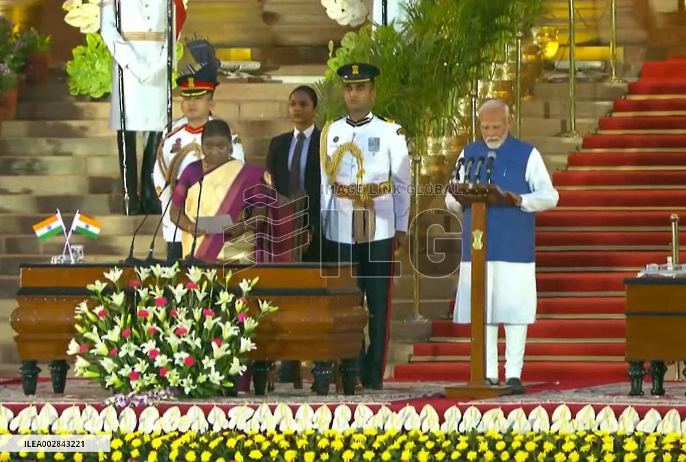 XINHUA PHOTOS OF THE DAY