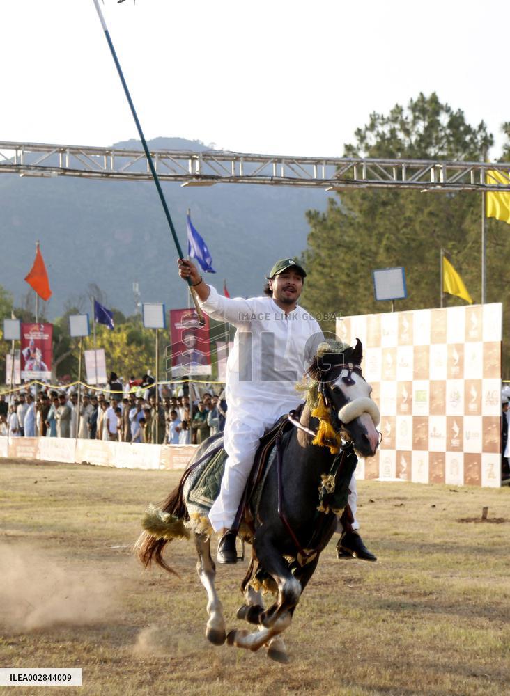Tent Pegging Competition - Pakistan