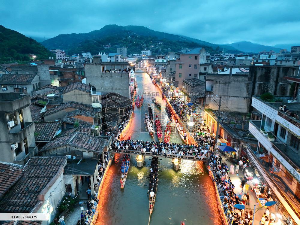 (FujianPano)CHINA-FUJIAN-FUZHOU-NIGHTTIME DRAGON BOAT RACE (CN)