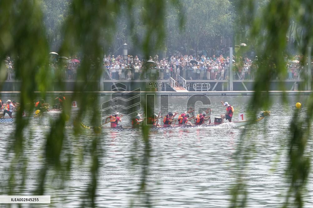 CHINA-BEIJING-CANAL-DRAGON BOAT RACE (CN)