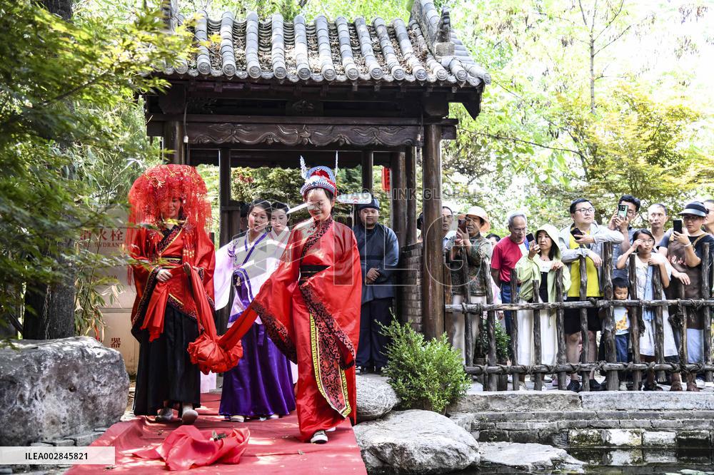 #(FOCUS) CHINA-DRAGON BOAT FESTIVAL-HOLIDAY-DOMESTIC TOURIST TRIPS (CN)