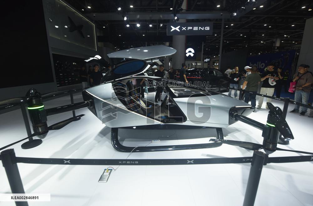 XPENG Voyager X2 Flying Car