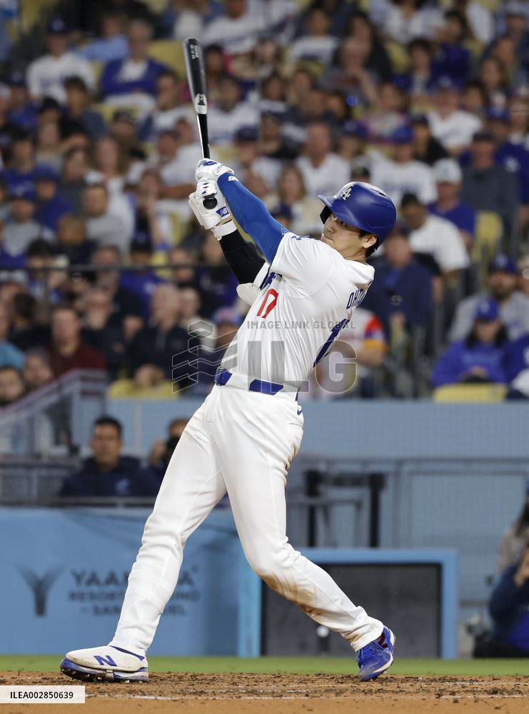 Baseball: Rangers vs. Dodgers