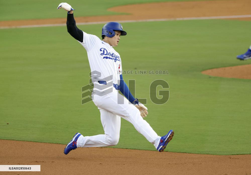 Baseball: Rangers vs. Dodgers