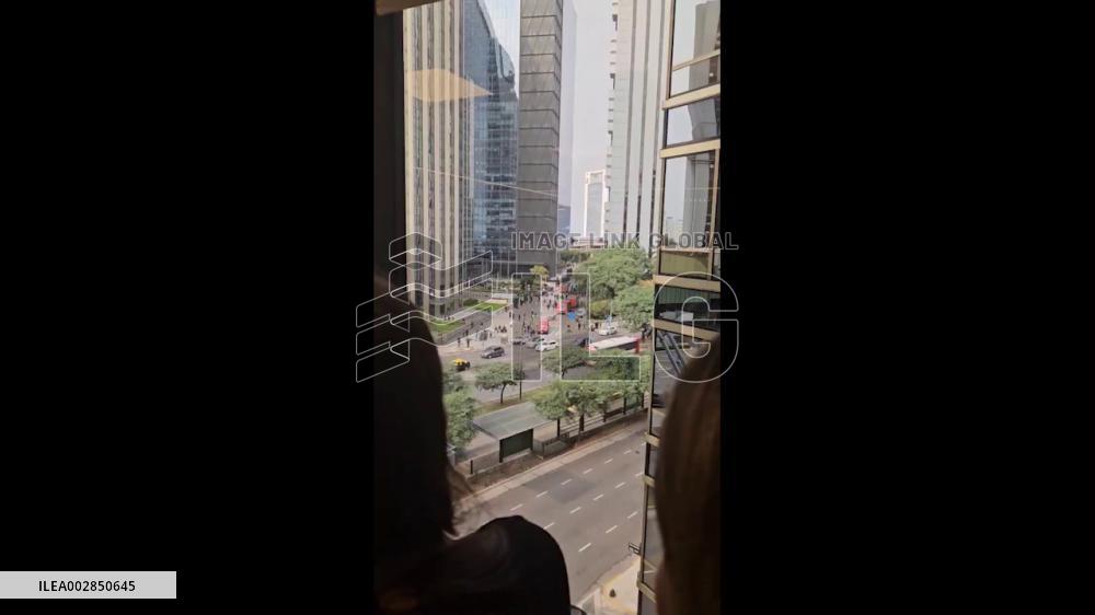 Argentina: Polish Daredevil Climbs High-Rise Building In Buenos Aires