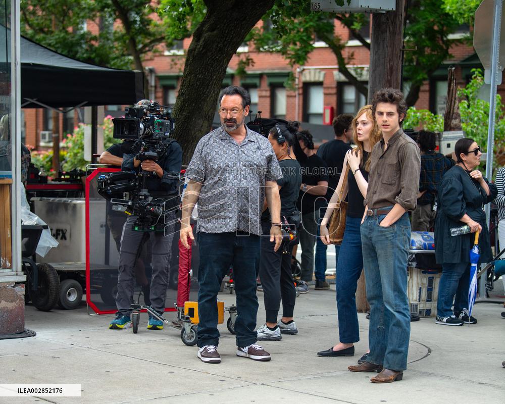 A Complete Unknown Set - NYC