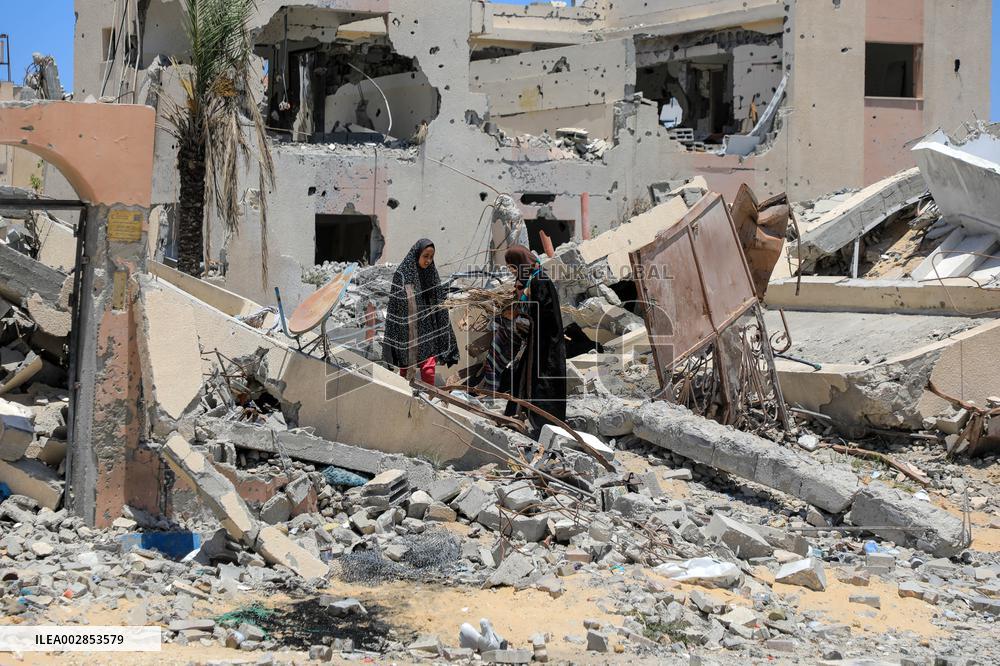 MIDEAST-GAZA-KHAN YOUNIS-DESTRUCTION