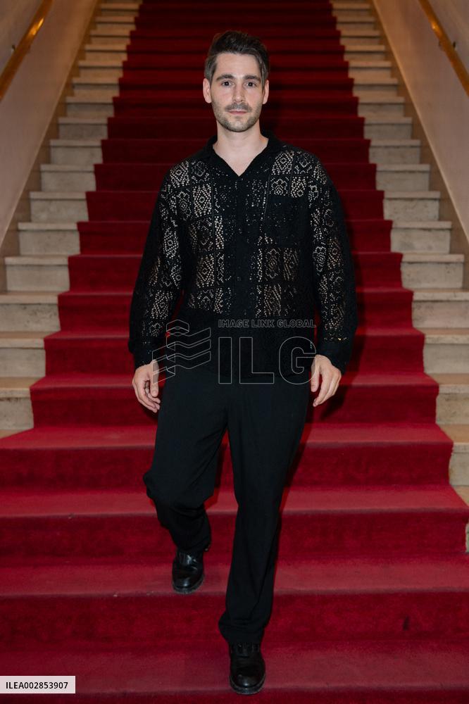 Exclusive - Gloria Premiere Paris