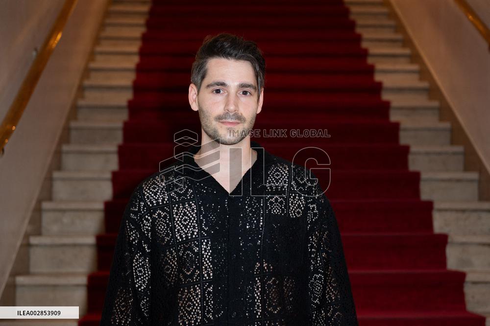Exclusive - Gloria Premiere Paris