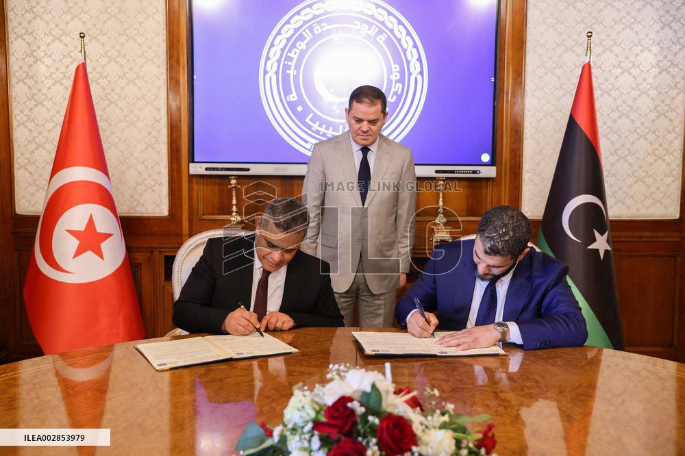 LIBYA-TRIPOLI-TUNISIA-BORDER CROSSING-PARTIALLY REOPENING