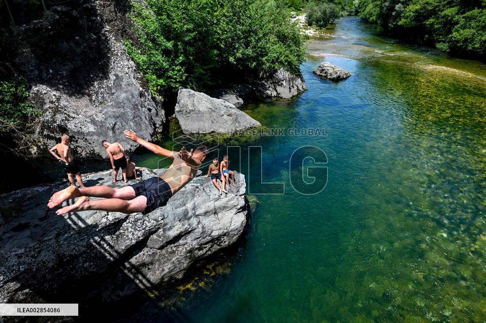 NORTH MACEDONIA-TRESKA RIVER-HOT WEATHER