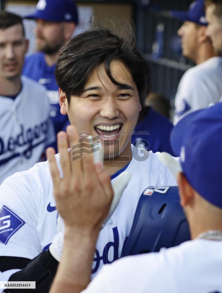 Baseball: Rangers vs. Dodgers