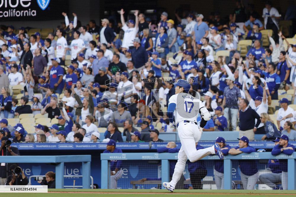 Baseball: Rangers vs. Dodgers