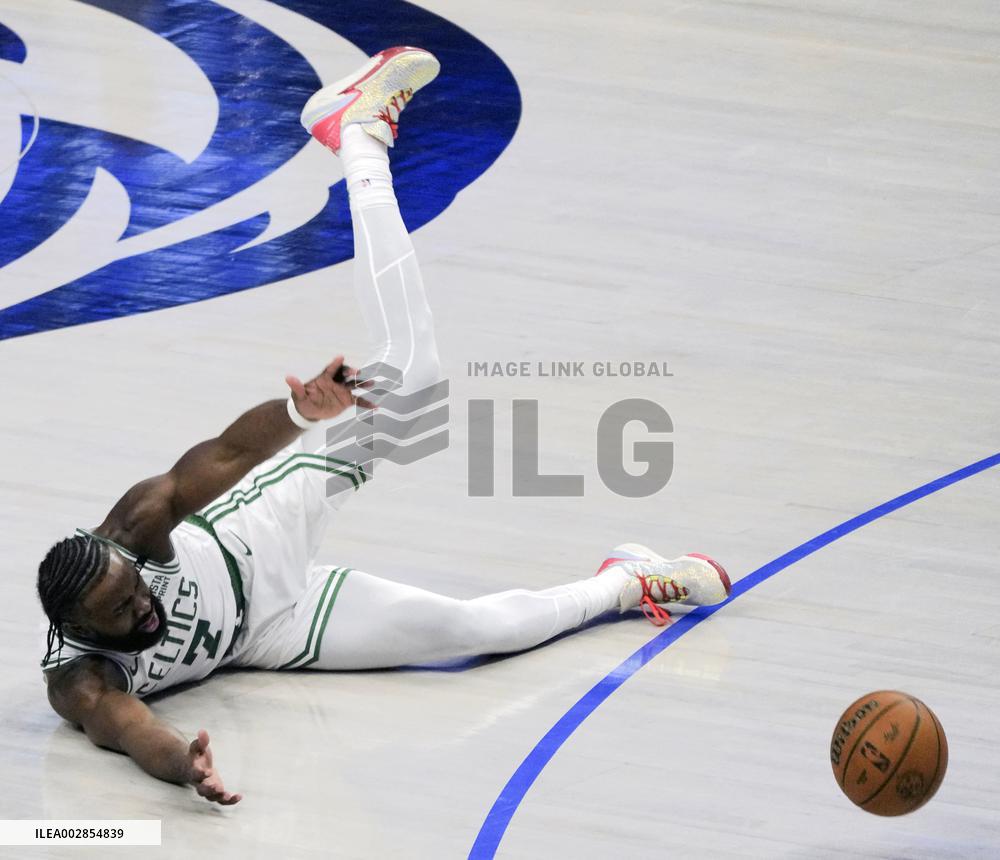 (SP)U.S.-DALLAS-BASKETBALL-NBA-FINALS-GAME 3