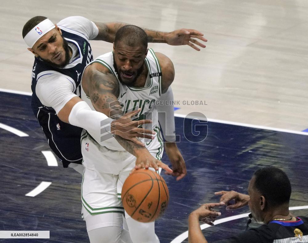 (SP)U.S.-DALLAS-BASKETBALL-NBA-FINALS-GAME 3