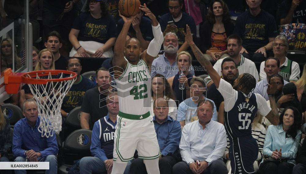 (SP)U.S.-DALLAS-BASKETBALL-NBA-FINALS-GAME 3