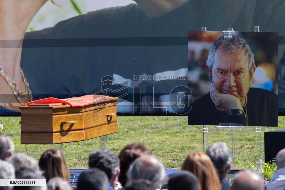 Public Tribute To Annie And Ben Vautier - Nice