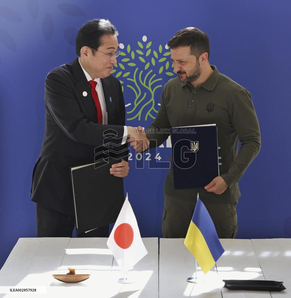 Kishida-Zelenskyy talks in Italy
