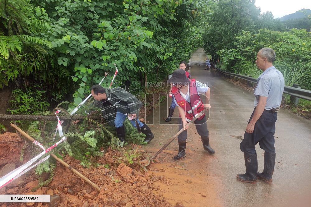 Rianstorm Hit Rong'an Of Guangxi