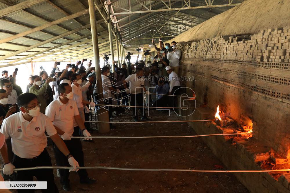 CAMBODIA-PHNOM PENH-ILLICIT DRUGS