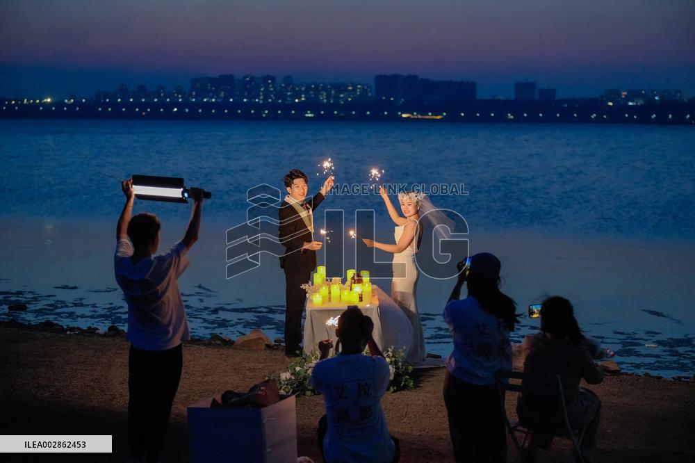 XINHUA PHOTOS OF THE DAY