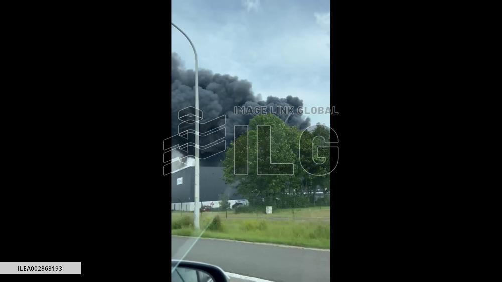Belgium: Fire Breaks Out At Warehouse Near Brussels Airport In Machelen 2