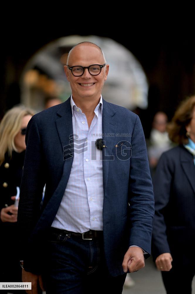 Edouard Philippe Visits Honfleur