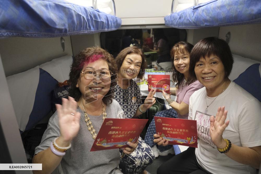 CHINA-BEIJING-SHANGHAI-HONG KONG-HIGH-SPEED SLEEPER TRAIN-OPERATION (CN)