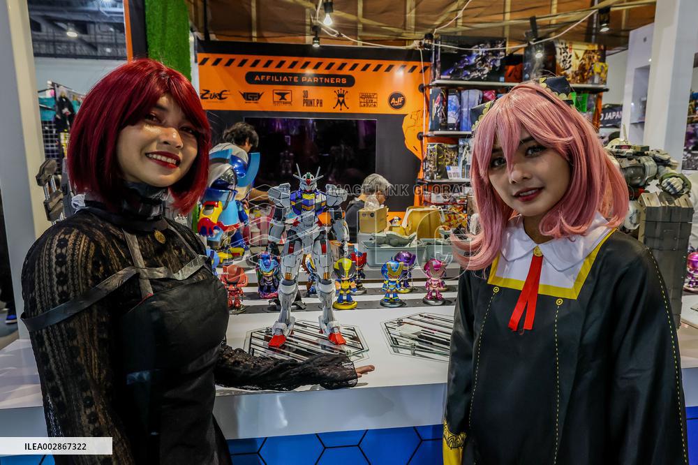 THE PHILIPPINES-PASAY CITY-TOY CONVENTION