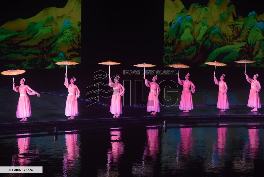 Digital Intelligence Lakeview Performance Show in Hangzhou