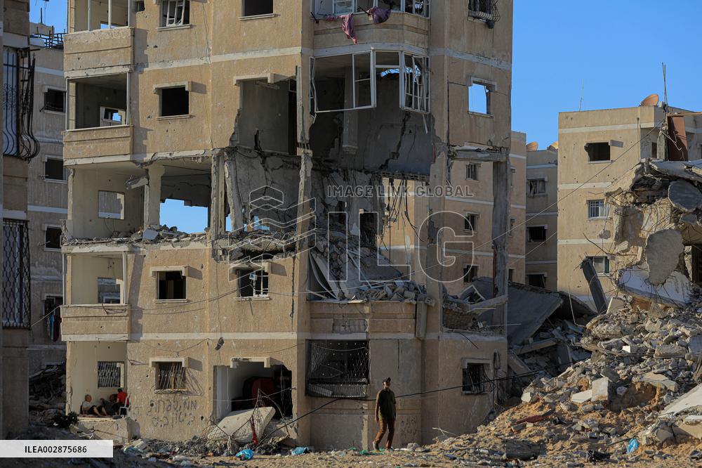MIDEAST-GAZA-KHAN YOUNIS-DESTRUCTION