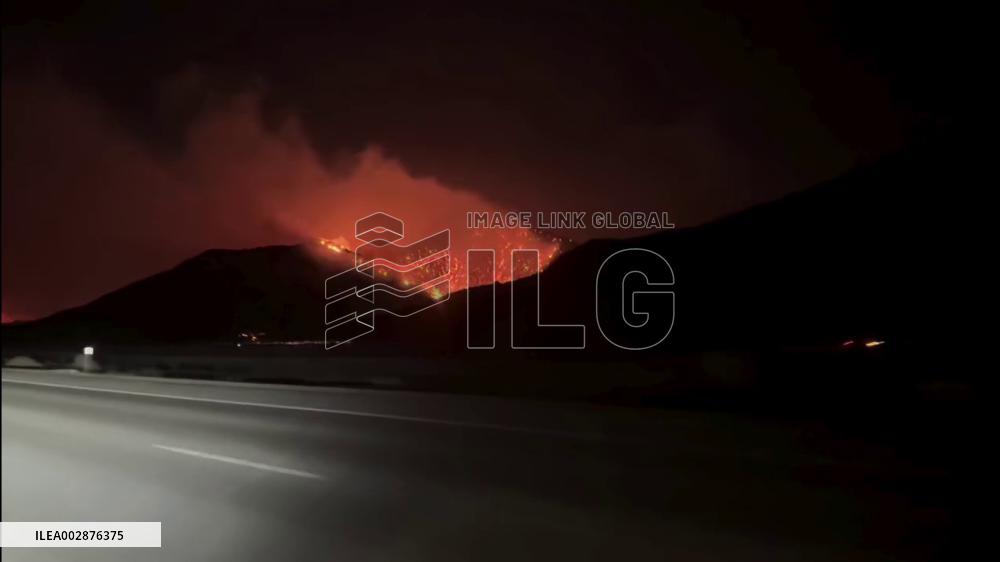 US: Fast-Moving ‘Post Fire’ Rages In Gorman, Southern California 3