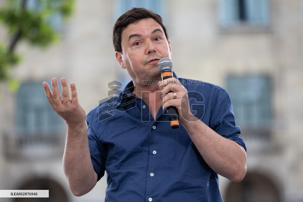 New Popular Front Legislative Election Campaign Meeting - Montreuil