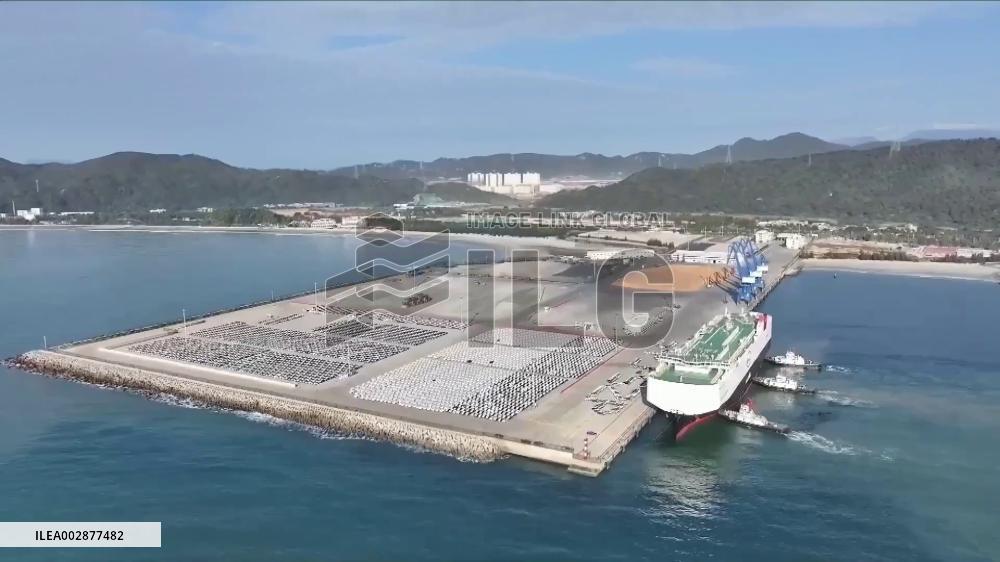 Industry insiders, experts criticize EU's extra tariffs on Chinese EVs