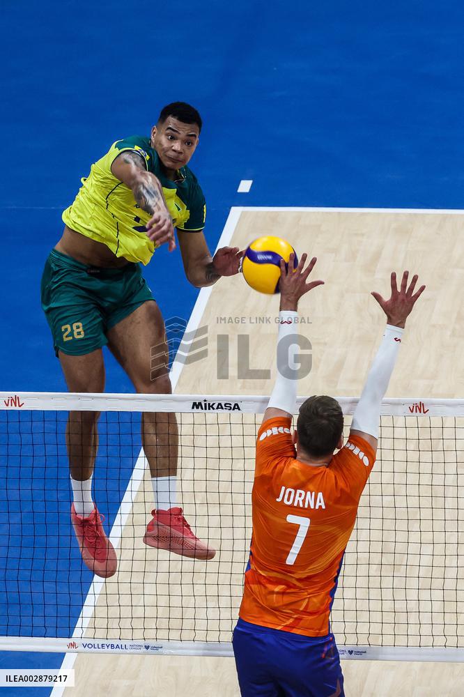 (SP)THE PHILIPPINES-VOLLEYBALL-NATIONS LEAGUE-MEN-BRAZIL VS THE NETHERLANDS