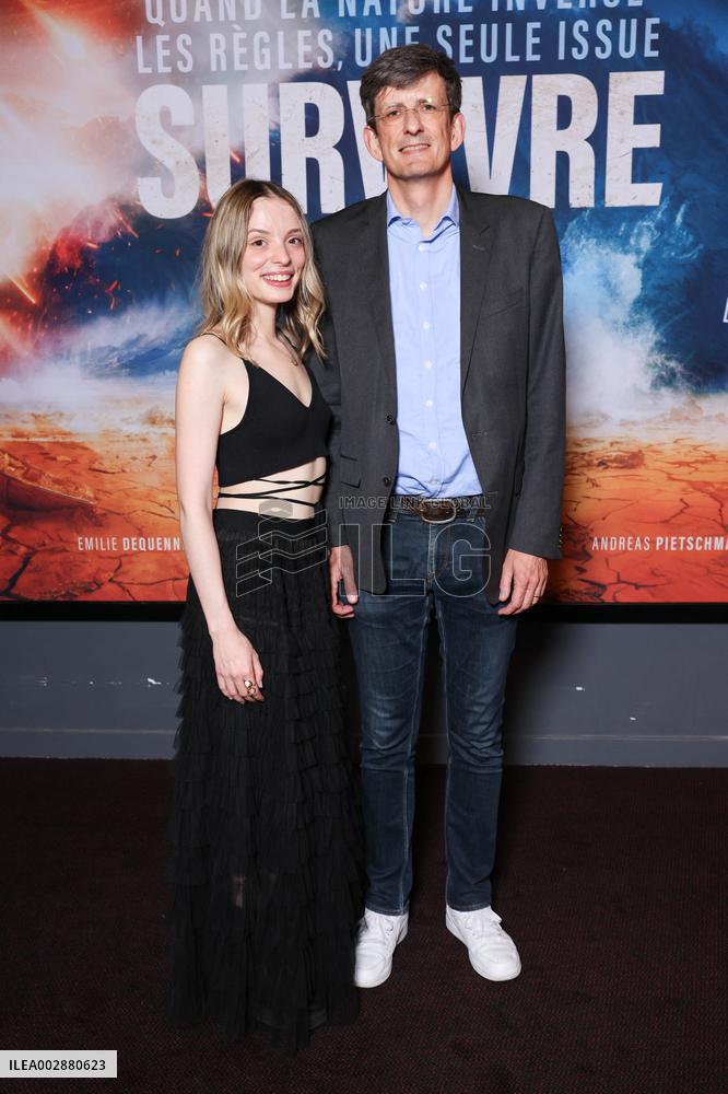 Survivre Premiere - Paris