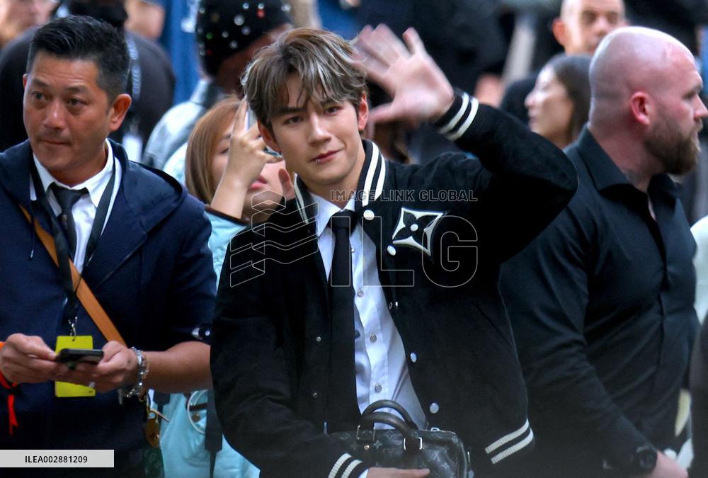 Celebs at The Show Louis Vuitton - Paris