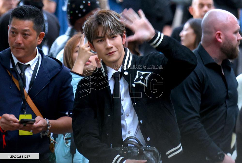 Celebs at The Show Louis Vuitton - Paris