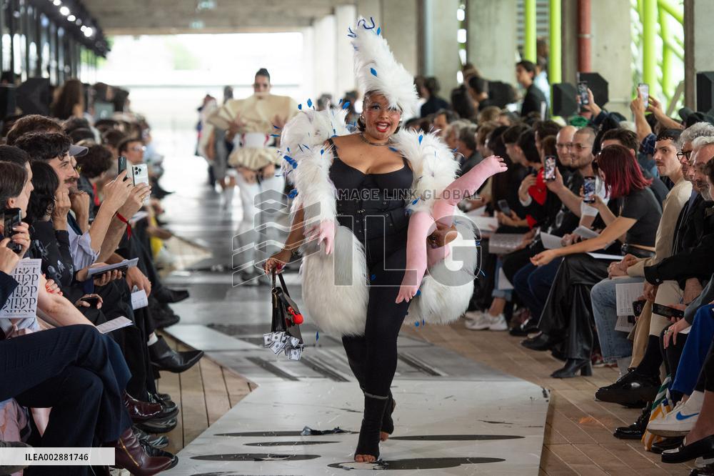 PFW IFM Bachelor Of Art Runway