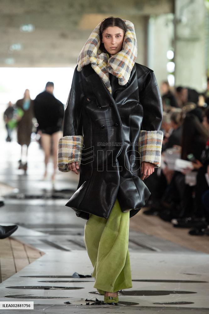 PFW IFM Bachelor Of Art Runway