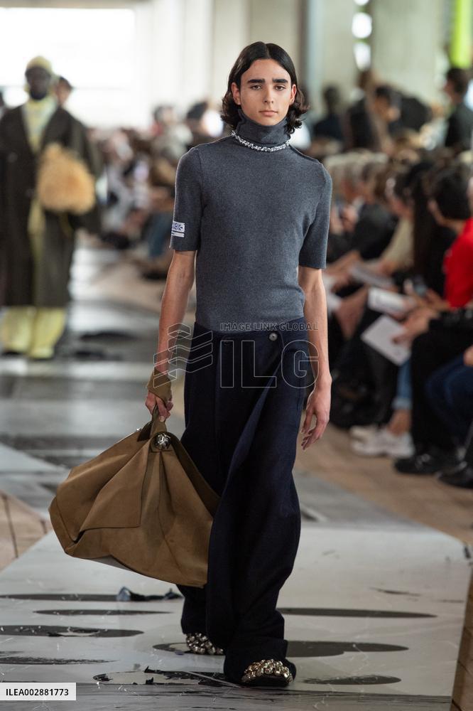 PFW IFM Bachelor Of Art Runway