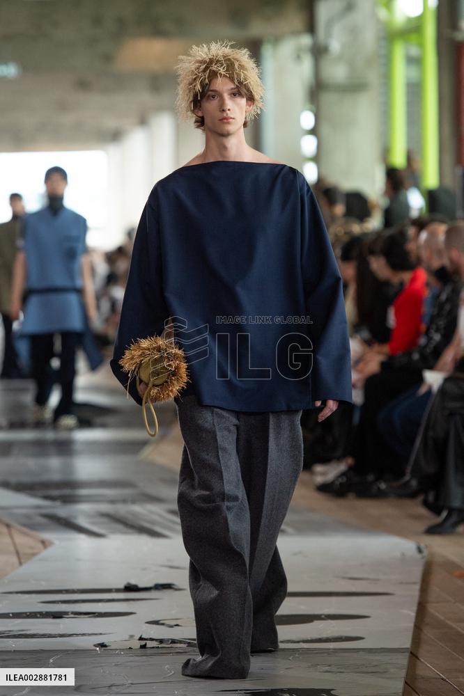 PFW IFM Bachelor Of Art Runway