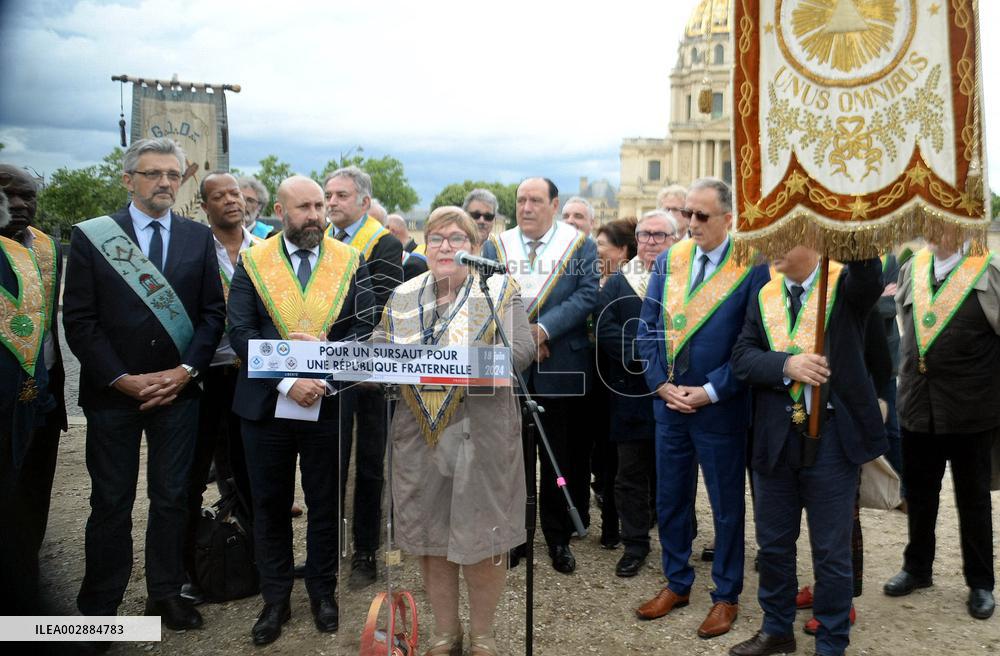 Freemasons Protest Against The Far Right - Paris